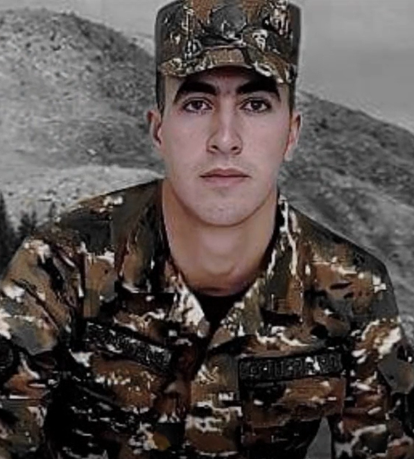 Սահակյան Նարեկ