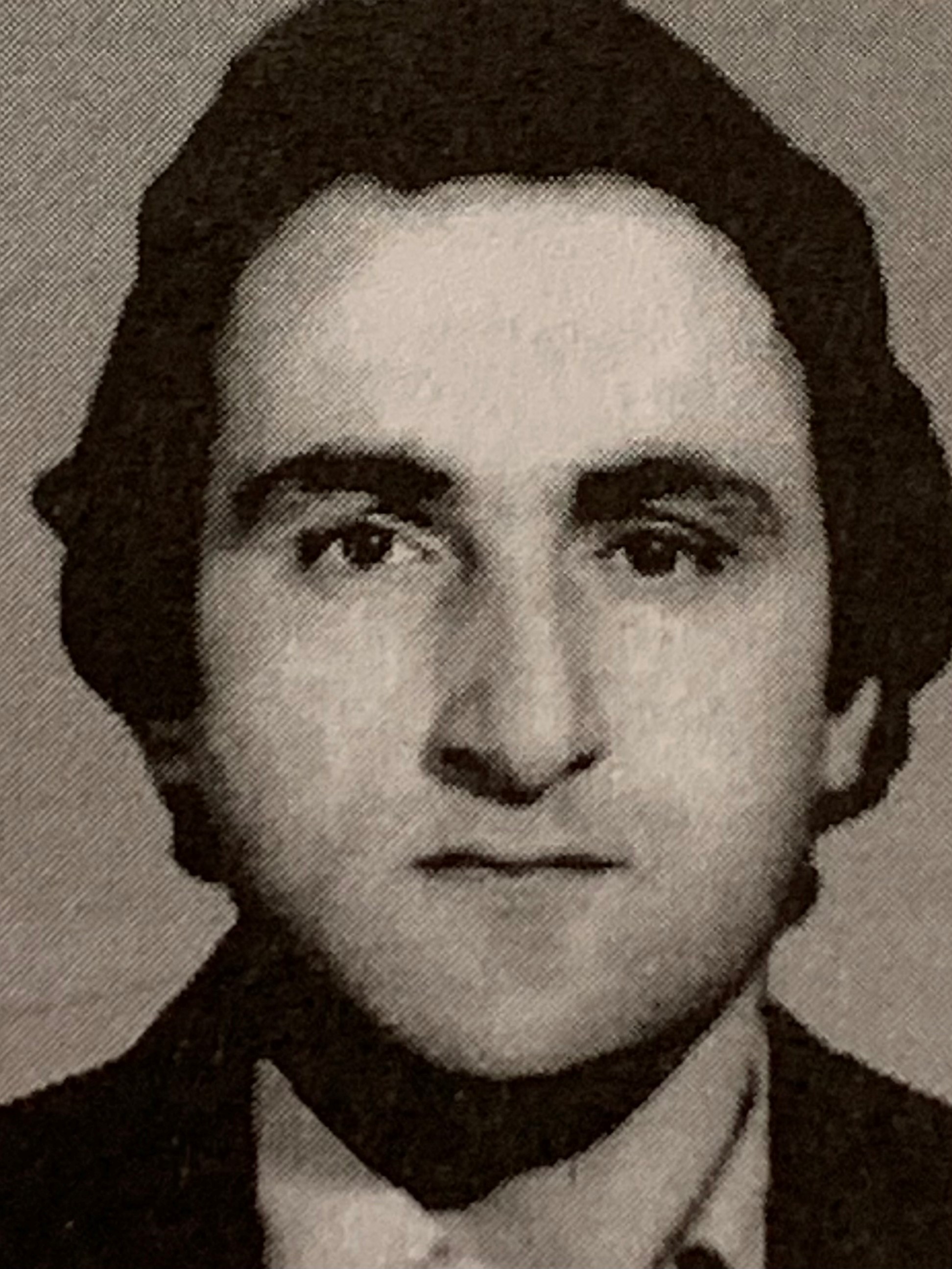 Առաքելյան Կառլեն