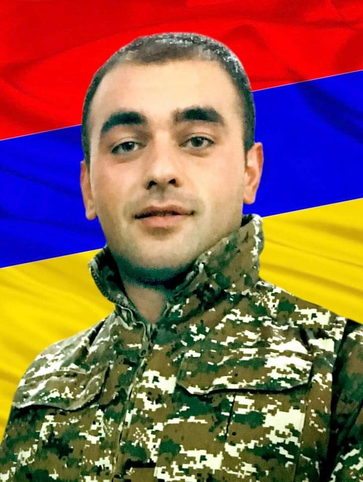 Հակոբյան Պարույր