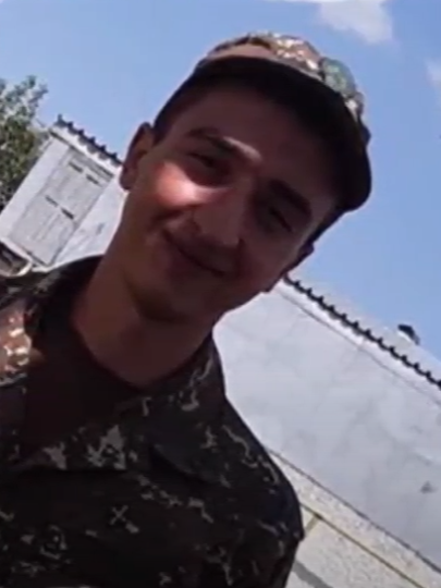 Մովսիսյան Էրիկ