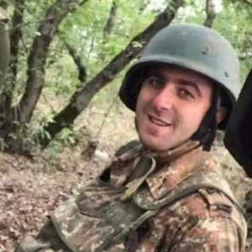 Սպասում էր «լեյտենանտ» սպայական կոչմանը 