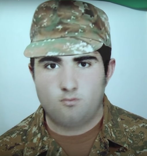 Կոնյակի շիշը այդպես էլ փակ մնաց